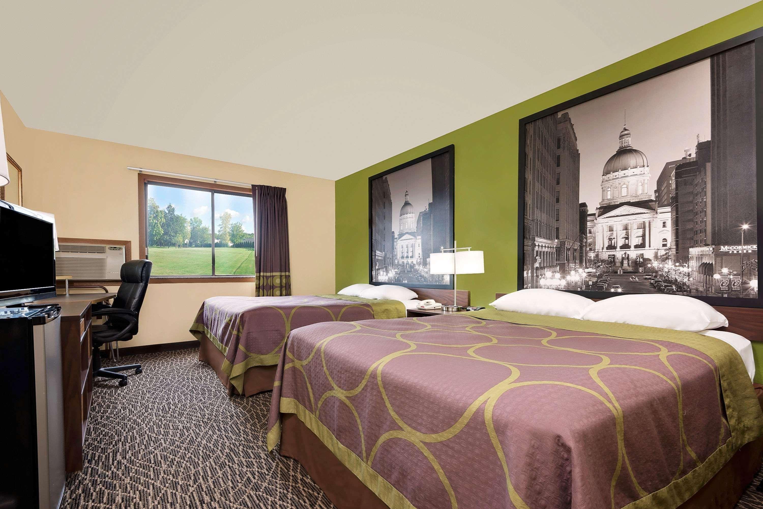 Super 8 By Wyndham Muncie/Ball St. College Area Exterior photo